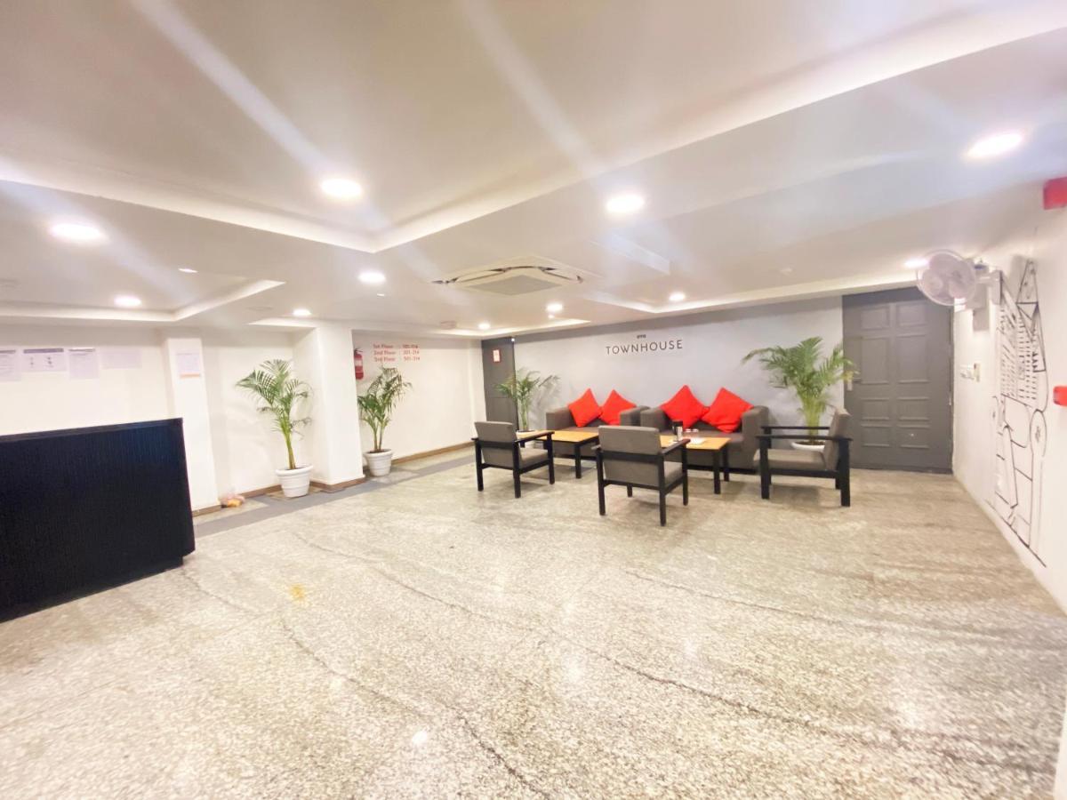 Hotel Golden Saffron By Qotel-Punjabi Bagh New Delhi Buitenkant foto