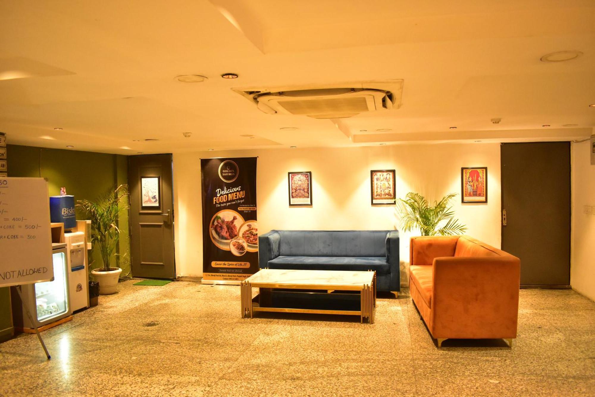 Hotel Golden Saffron By Qotel-Punjabi Bagh New Delhi Buitenkant foto