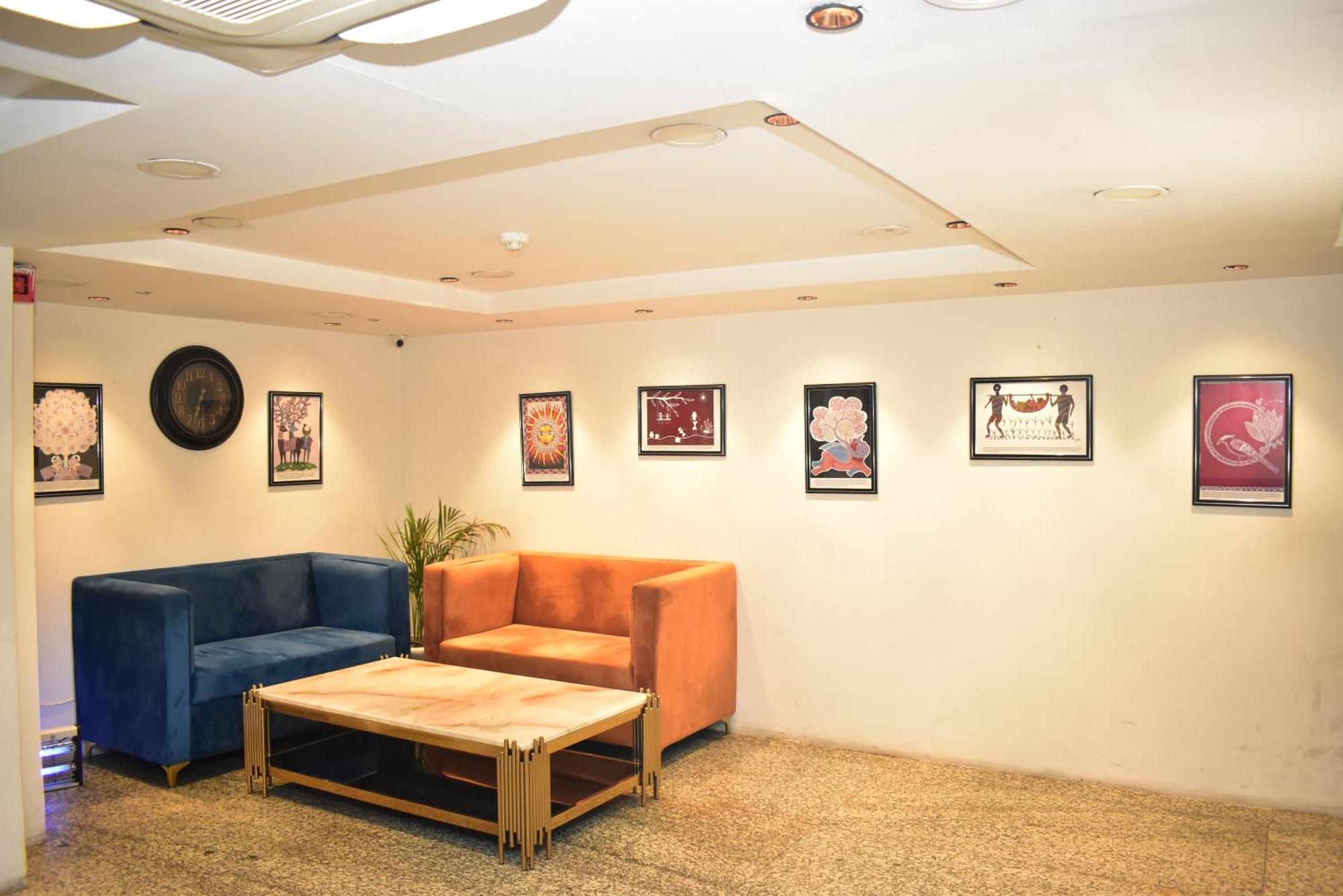 Hotel Golden Saffron By Qotel-Punjabi Bagh New Delhi Buitenkant foto
